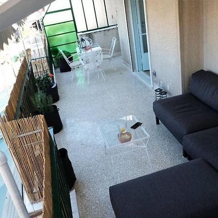 The Captains Flat On The Roof Athens Exterior photo